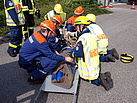 Verletztenversorgung von Feuerwehr und THW