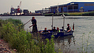 Suche nach Gefahrgutbehältern am Main-Donau-Kanal